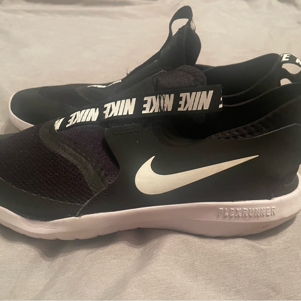 Kids Nike FlexRunner Shoes